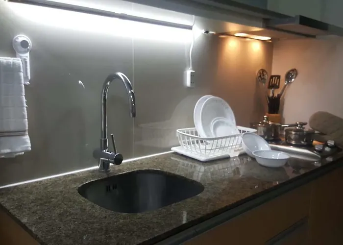 101 Newport Boulevard C1 Apartment *